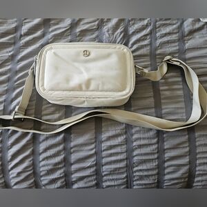 Lululemon Crossbody Camera Bag 2L